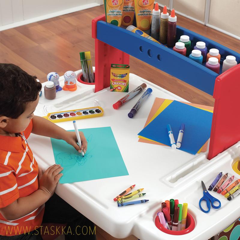 Otroška miza s stolčkoma - Kreativni kotiček 4
